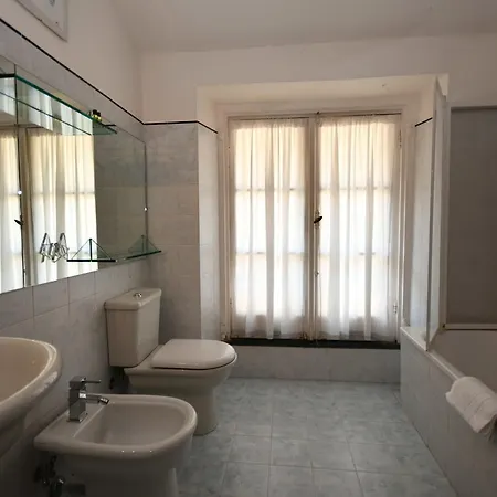 Italianway - Dei Giustiniani 18 B Apartment *