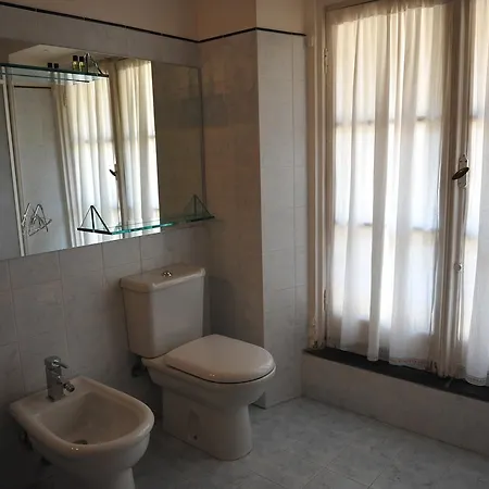 Italianway - Dei Giustiniani 18 B Apartment