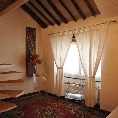 Italianway - Dei Giustiniani 18 B Apartment *